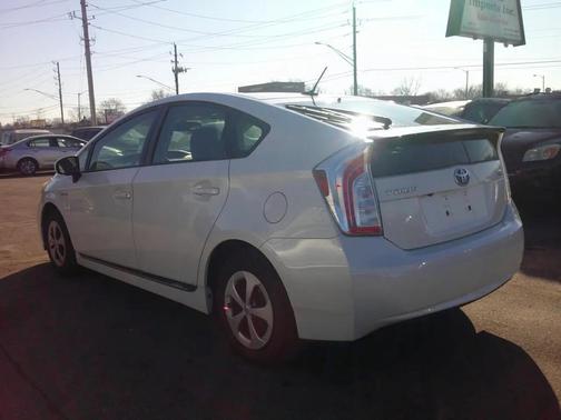 2012 Toyota Prius Five