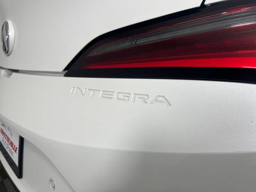 Platinum White Pearl 2024 Acura Integra