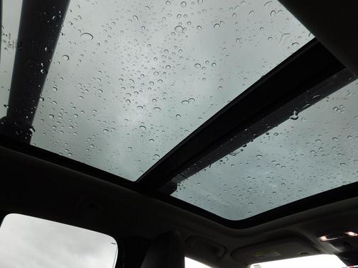 2022 Volvo XC40 T5 Momentum