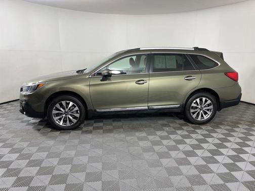 2019 Subaru Outback 2.5i Touring