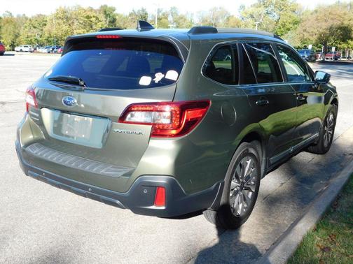2019 Subaru Outback 2.5i Touring