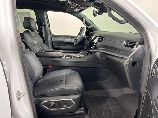 2024 Jeep Wagoneer Series II Carbide 4x4