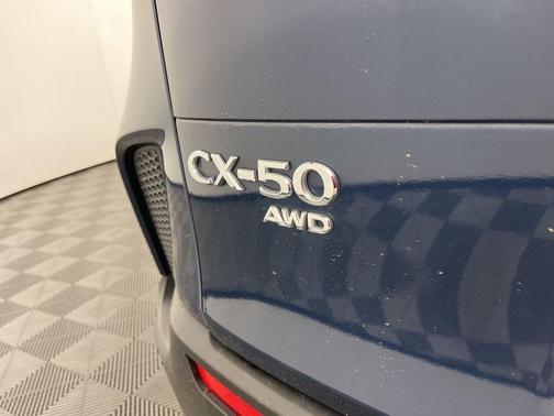 2025 Mazda CX-50 2.5 S Preferred Package