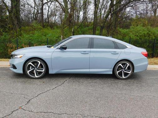 2022 Honda Accord Hybrid Base