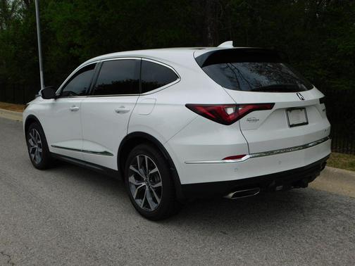 Platinum White Pearl 2022 Acura MDX Technology Package
