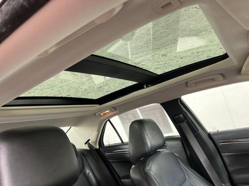 2018 Chrysler 300 Touring