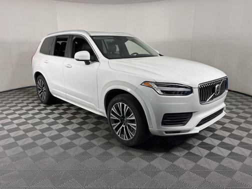 2020 Volvo XC90 T5 Momentum