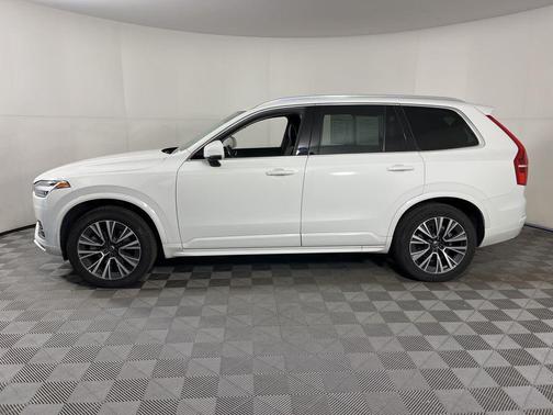 2020 Volvo XC90 T5 Momentum