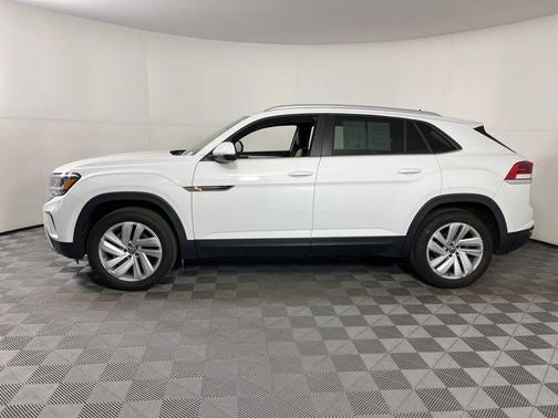 2022 Volkswagen Atlas Cross Sport 3.6L V6 SE w/Technology