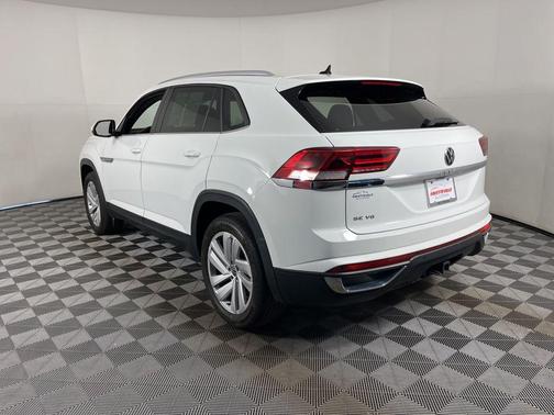 2022 Volkswagen Atlas Cross Sport 3.6L V6 SE w/Technology