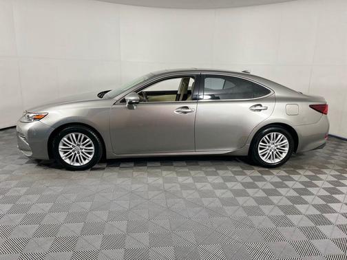 2016 Lexus ES 350 Base