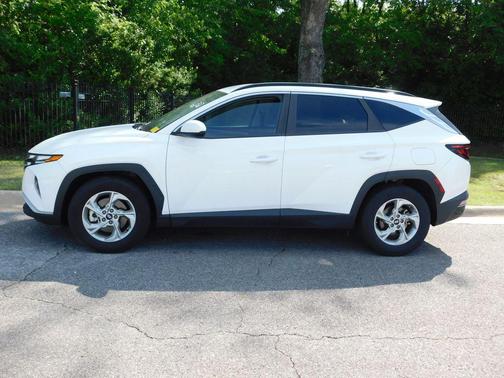 White Pearl 2024 Hyundai TUCSON SEL