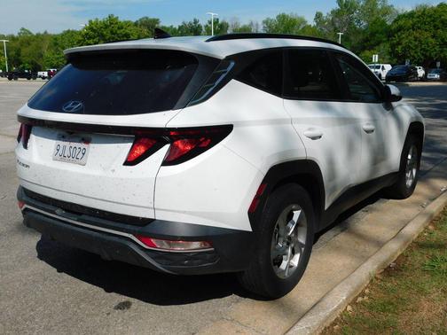 White Pearl 2024 Hyundai TUCSON SEL