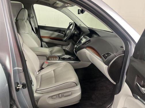 2017 Acura MDX 3.5L w/Advance Package