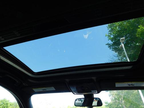 Estoril Blue Metallic 2016 BMW 340 340i