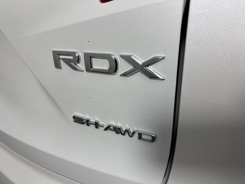 Platinum White Pearl 2024 Acura RDX