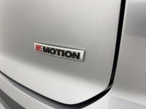 2021 Volkswagen Atlas Cross Sport 3.6L V6 SE w/Technology R-Line