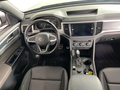 2021 Volkswagen Atlas Cross Sport 3.6L V6 SE w/Technology R-Line