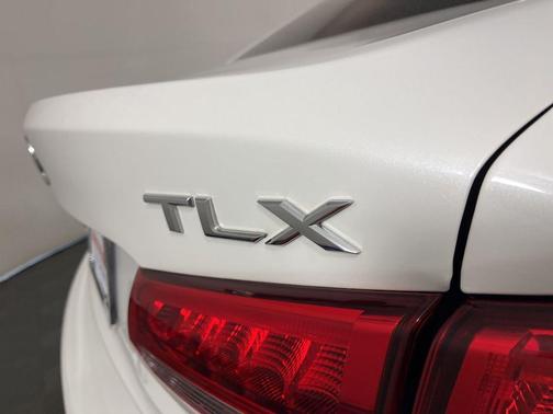 2018 Acura TLX Technology
