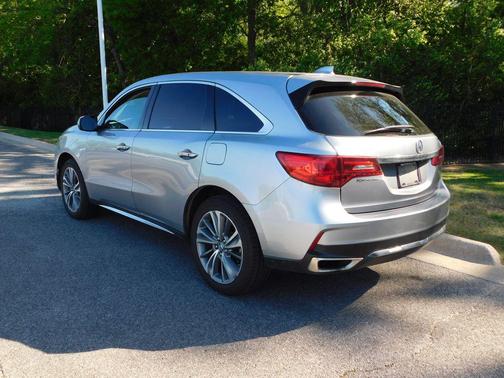 White Diamond Pearl 2017 Acura MDX 3.5L w/Technology Package