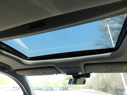 White Diamond Pearl 2016 Acura MDX 3.5L w/Technology Package