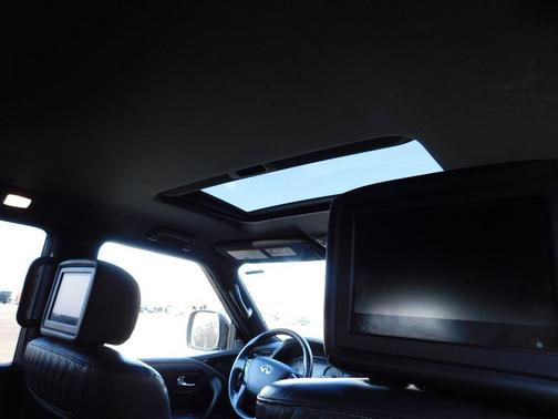 2021 INFINITI QX80 Luxe