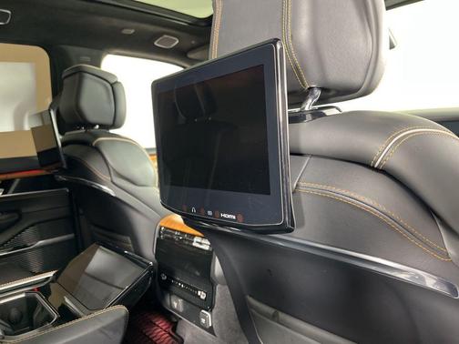 2022 Jeep Grand Wagoneer Series III 4x4