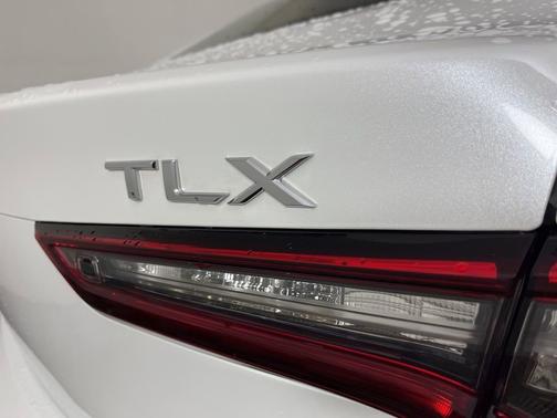 2025 Acura TLX