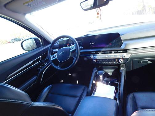 Ebony Black 2023 Kia Telluride S