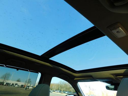 2022 Acura MDX Advance Package