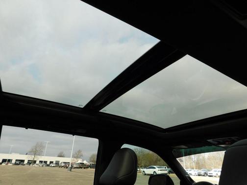 2025 Toyota Grand Highlander Hybrid Nightshade Edition