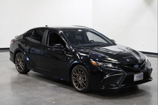 Midnight Black Metallic 2023 Toyota Camry SE
