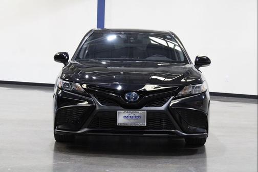 Midnight Black Metallic 2023 Toyota Camry SE