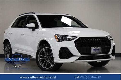 2022 Audi Q3 45 S line Premium