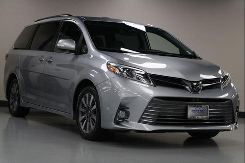 2020 Toyota Sienna Limited Premium