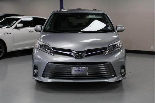 2020 Toyota Sienna Limited Premium