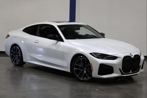 Mineral White Metallic 2022 BMW M440 i