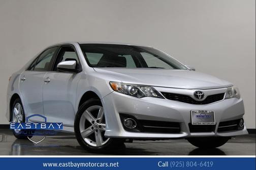 2014 Toyota Camry SE