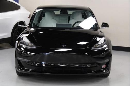 2019 Tesla Model 3 Performance