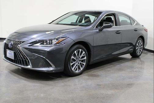 2022 Lexus ES 300h Base