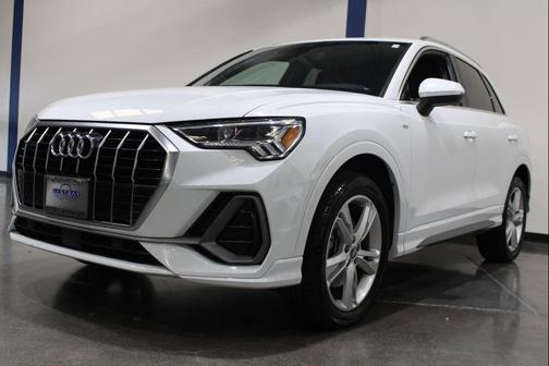 Glacier White Metallic 2020 Audi Q3 45 S line Premium Plus