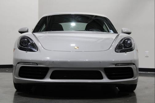2019 Porsche 718 Cayman Base