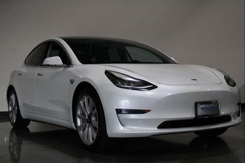 2019 Tesla Model 3 Standard Range Plus