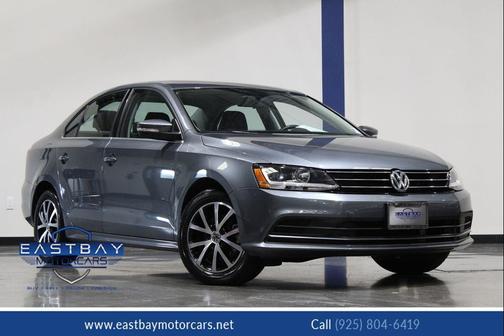 Platinum Gray Metallic 2017 Volkswagen Jetta 1.4T SE