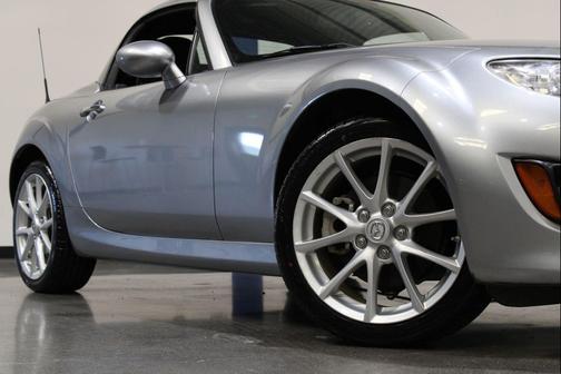 Liquid Silver Metallic 2011 Mazda MX-5 Miata Touring
