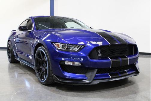 2016 Ford Shelby GT350 Base
