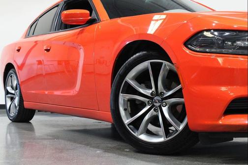 Go Mango 2019 Dodge Charger SXT