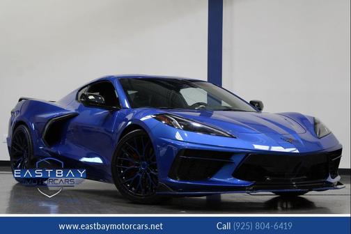 Elkhart Lake Blue Metallic 2021 Chevrolet Corvette Stingray w/1LT