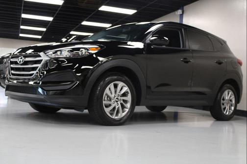 2018 Hyundai TUCSON SE