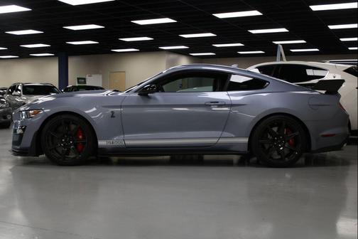 2022 Ford Shelby GT500 Base